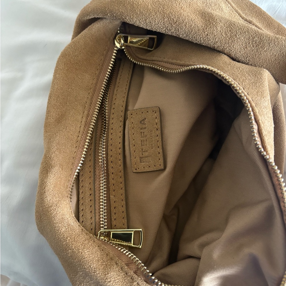 Chic Brown Suede Hobo Bag - Picture 4 of 4